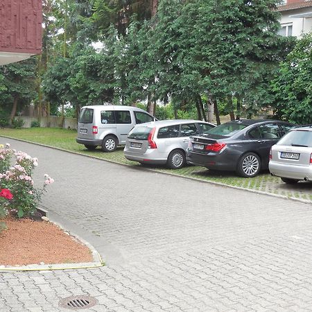 Hotel Garni Am Hechenberg Mainz Buitenkant foto